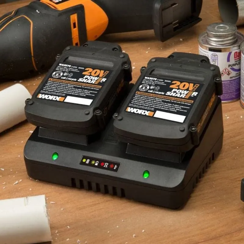 Двойное зарядное устройство WORX WA3772 20V 2x1А — детальное фото